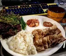 소주를 안 팔아서 사장이 무슨 법 무슨 법으로 잡혀간 피시방