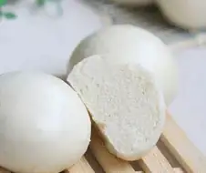 만두의 어원임에도 한국인들로부터 만두취급 못받는 것